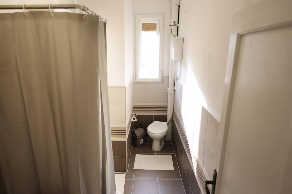 Viki Apartment Centar Ni Eksteriør billede
