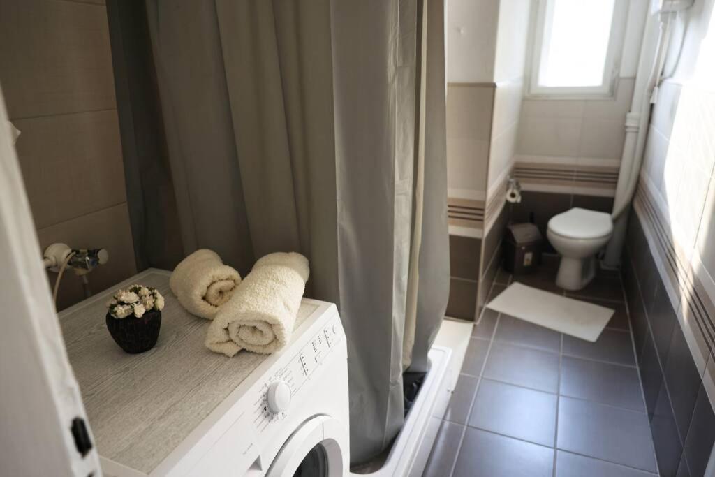 Viki Apartment Centar Ni Eksteriør billede